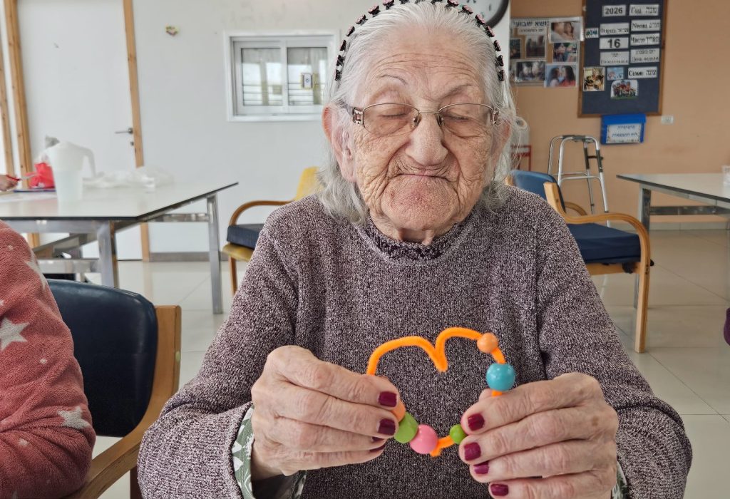 155198b0-cc79-432b-8831-5d4eea95032d