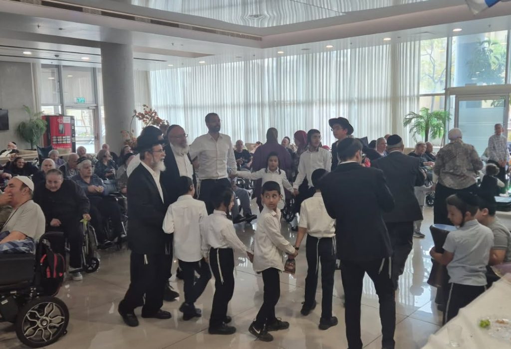 2ca5c55f-60ab-4561-bf93-375dd84a6e94