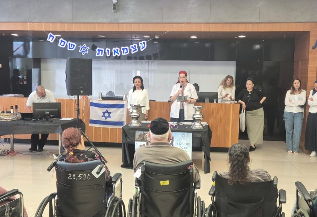 3cc7c14a-d3ed-4958-bc74-b995385b3f3d