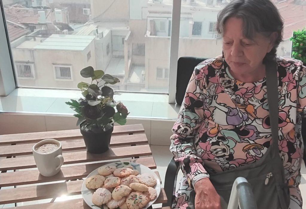 698a74d4-2cd1-46ec-80f4-cfa7e6d96284