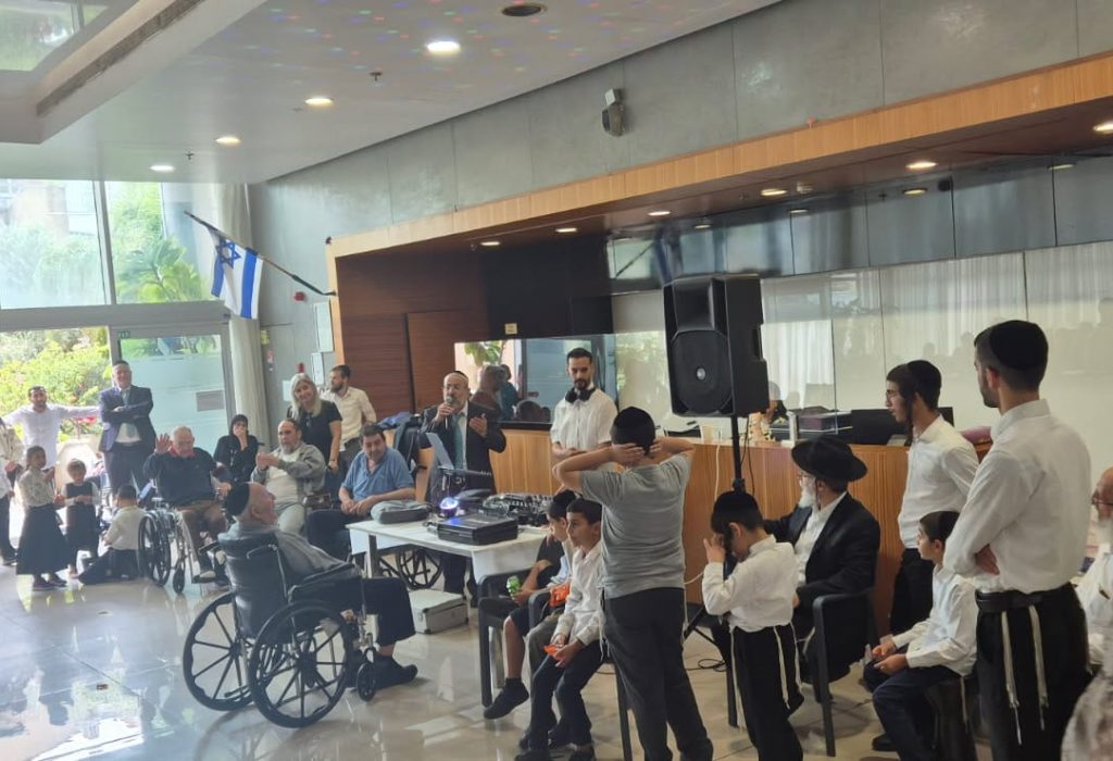 874a9592-ce03-4740-a740-7b0654dfddfd