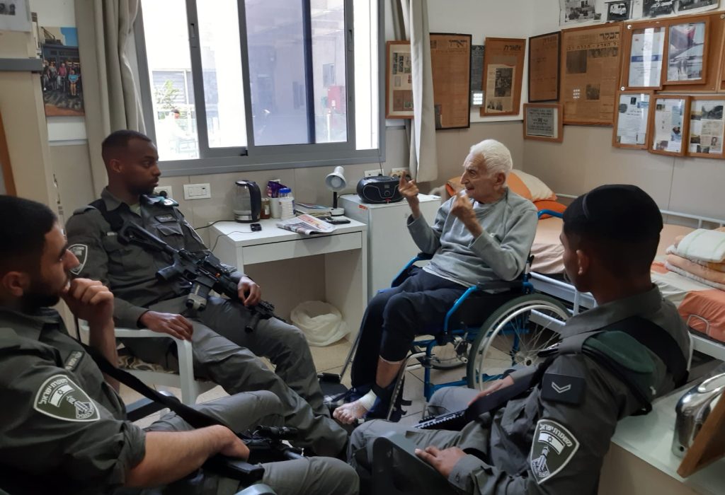 PHOTO-2026-04-20-12-13-04