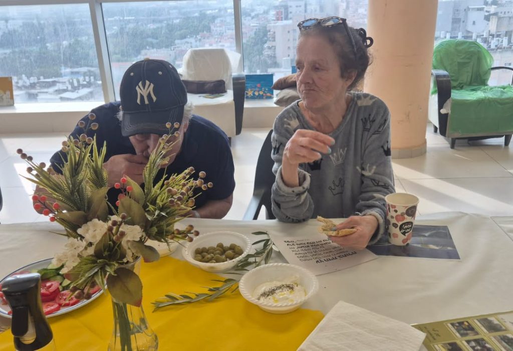 c7c96549-5294-41c6-bf28-fe5e4fdc197d