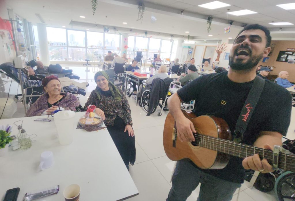 d86910a9-7324-4605-a721-c58b3424539c