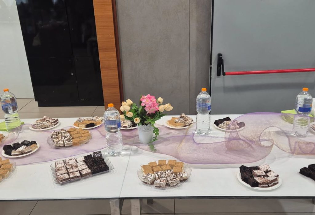 e2d6d502-11ec-4382-abae-f590799e7705