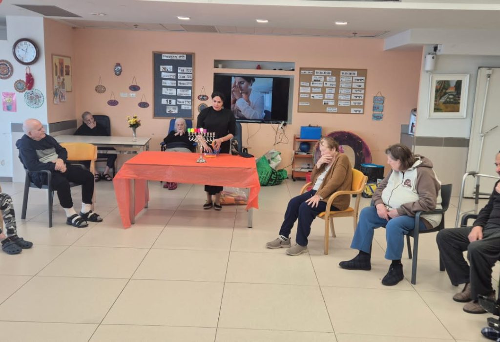 ed655716-44c0-4490-8ed4-54cbe9633fb9