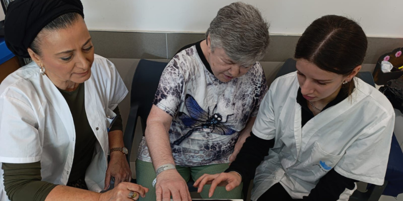 אסיל מסארוה-מרפאה בעיסוק ,מאמיסטבלוב נינה , אסנת עוזרי-מדריכת תעסוקה